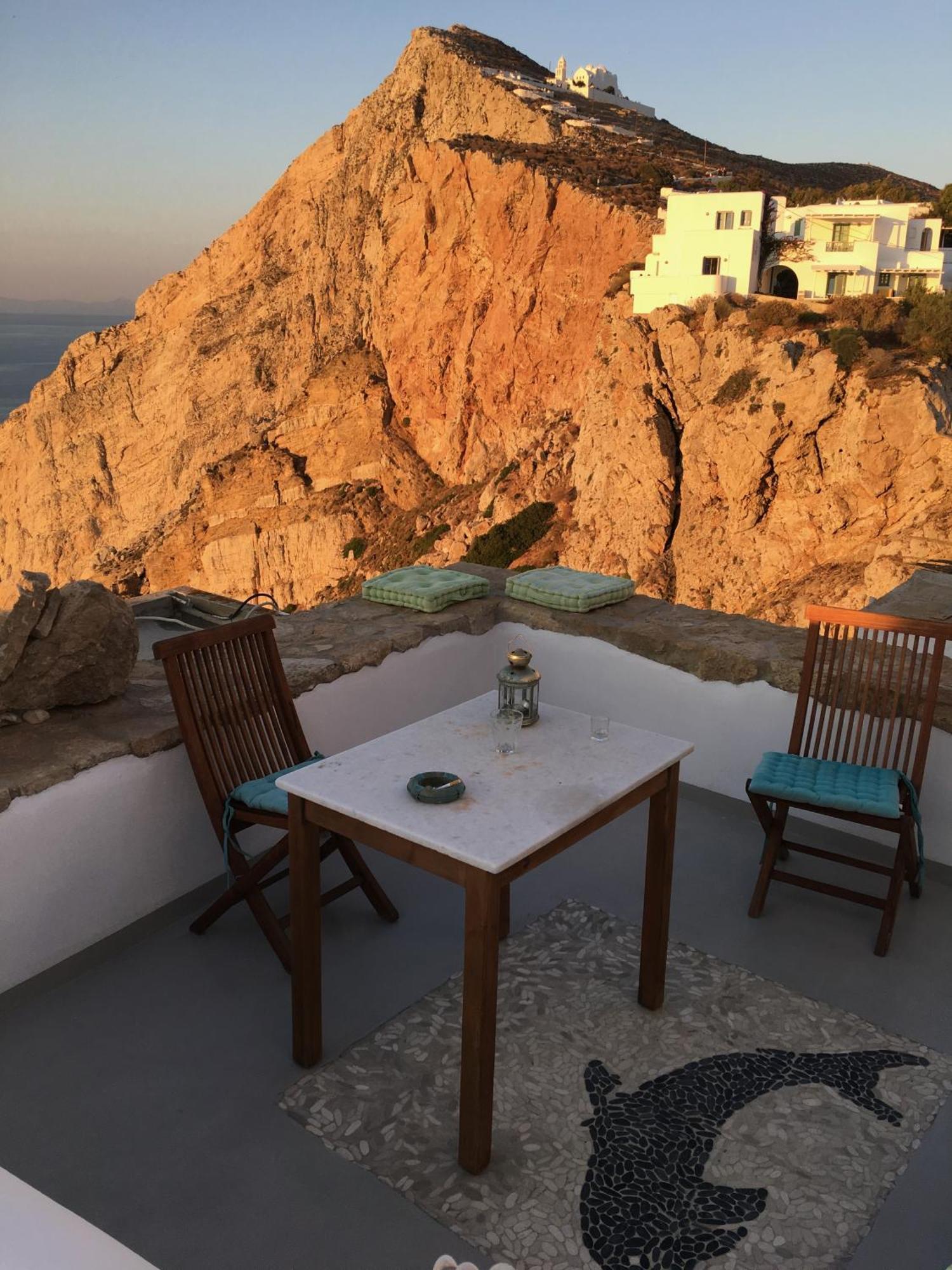 Villa Folegandros-Cliffhouse Exterior foto